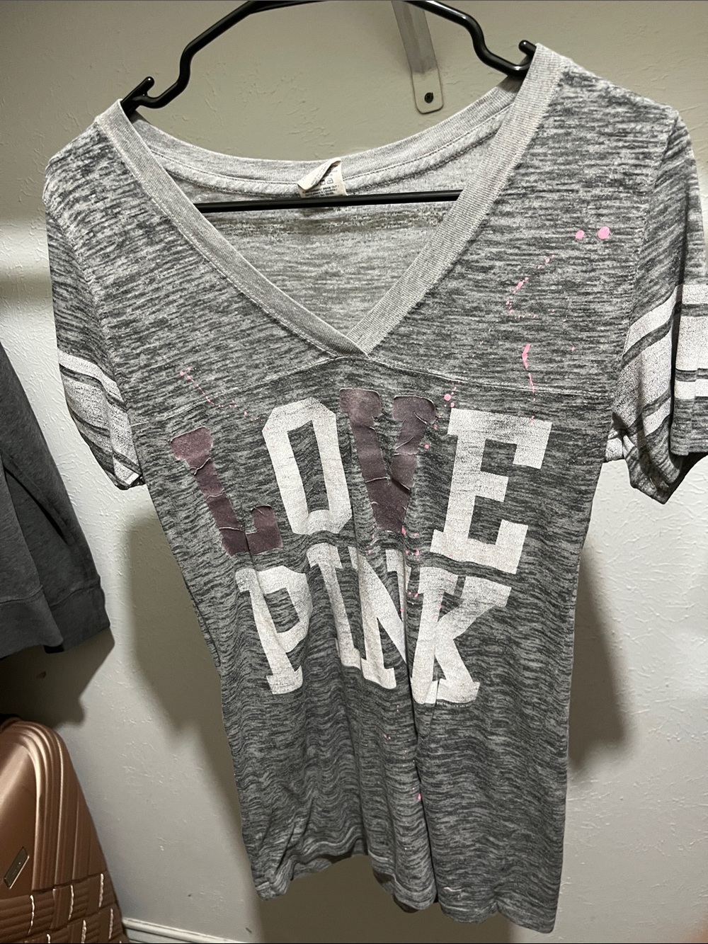PINK Victoria's Secret Heather Gray V-Neck 'LOVE PINK' Tee with Pink Accents